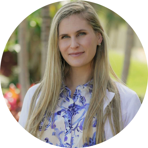 Professional headshot of Dr. Maria Anton, an endocrinologist and educator at the Pritikin Longevity Center.