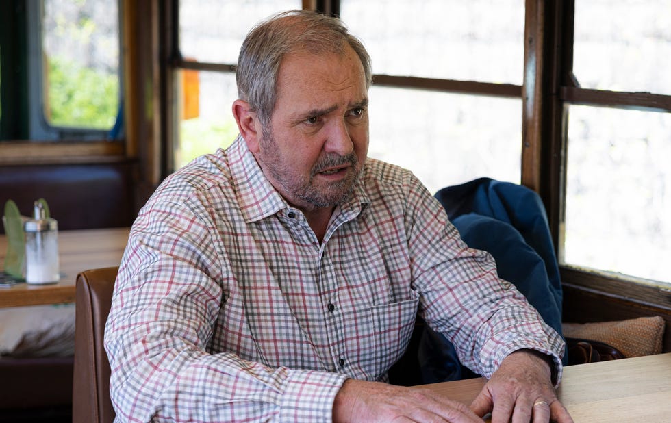 karl kennedy and tess bell in neighbours