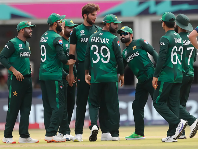 Pakistan slips, India and Australia continue dominance