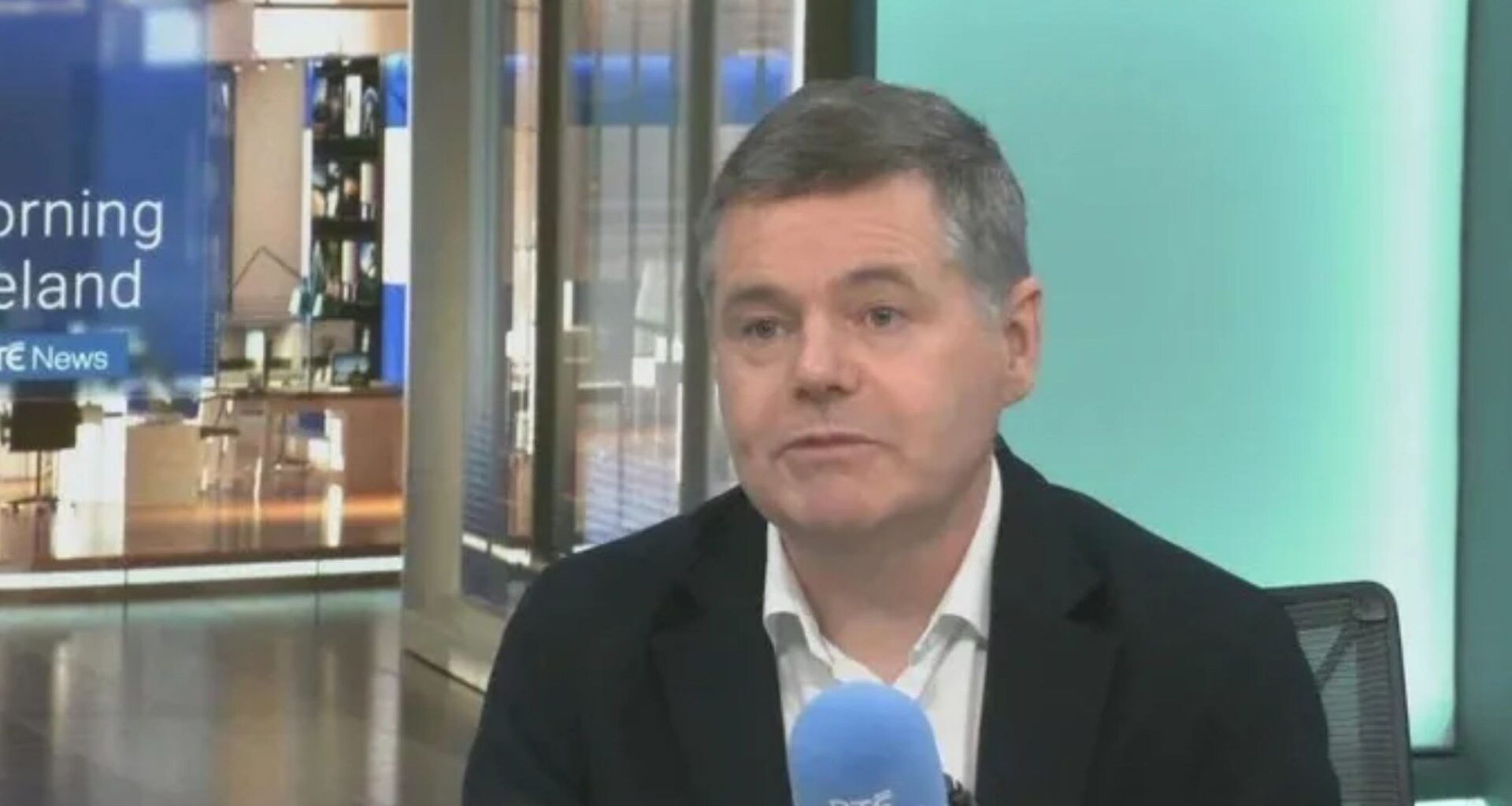 Fresh fears for 50k-75k Irish jobs as Donohoe in new 'worst case scenario' Trump tariffs alert after social welfare axe