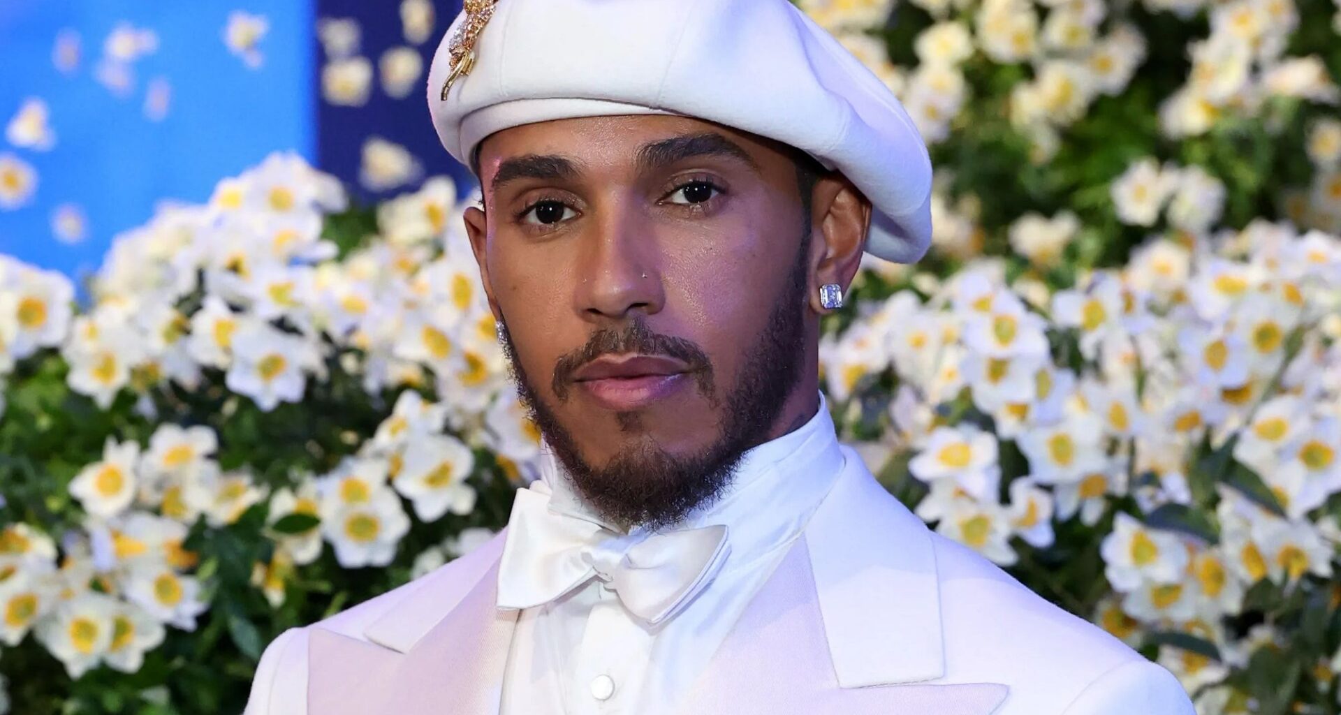 Lewis Hamilton risks reigniting bitter neighbour war as he makes new plans for £18million London mansion