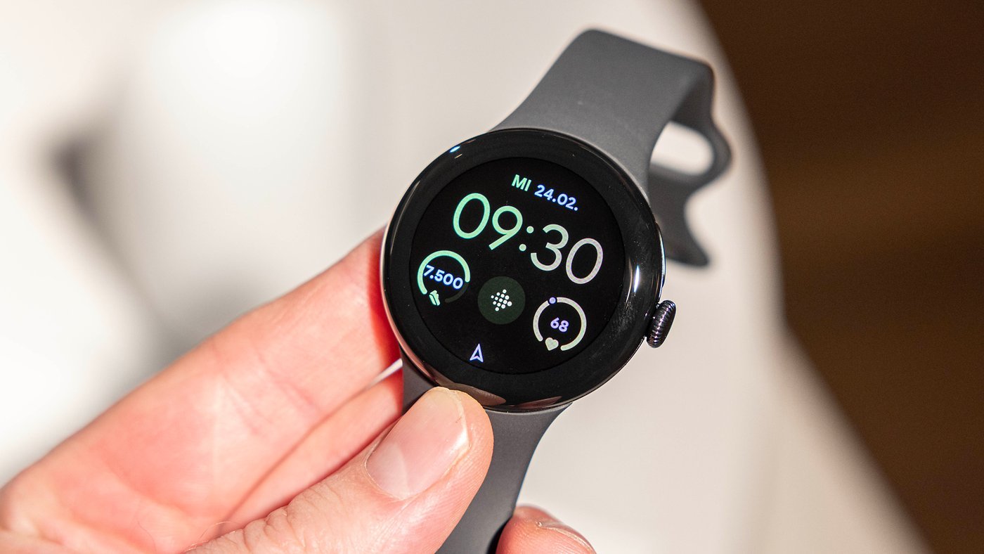 Wear OS 6 Fixes the Little Things That Make Smartwatches Actually Useful