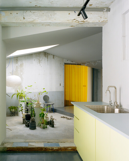Office P&L / Studio Tngtetshiu - Interior Photography, Kitchen