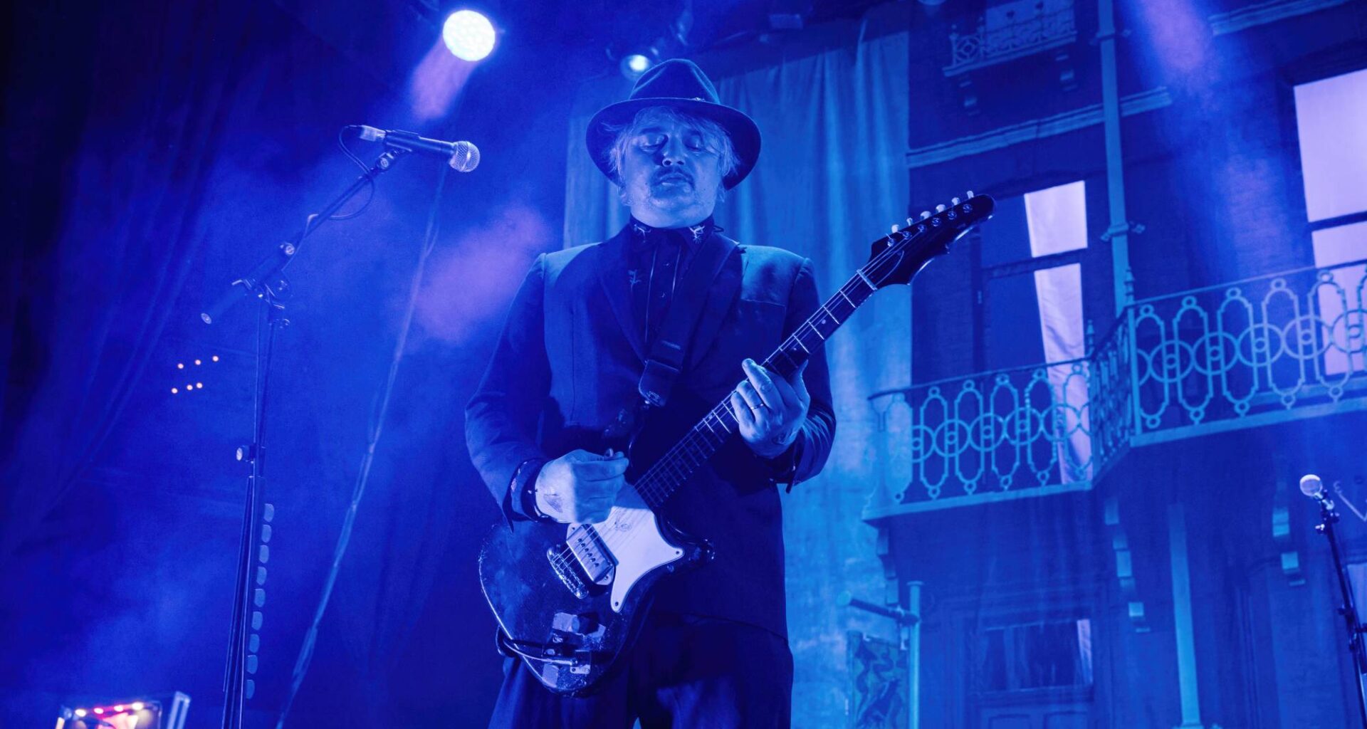 Watch Pete Doherty cover The Smiths' 'Panic' and 'How Soon Is Now?' with Mike Joyce