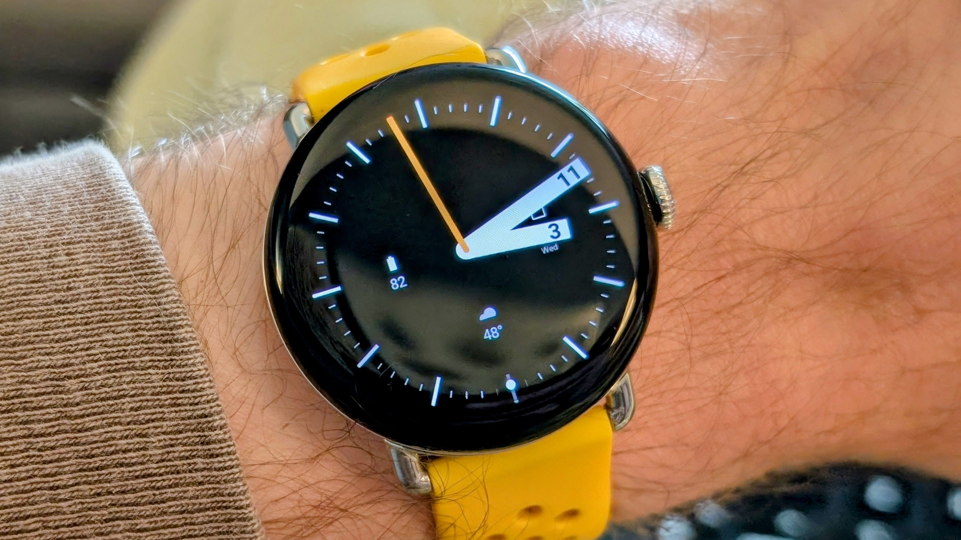 Digalog watch face on Pixel Watch 3
