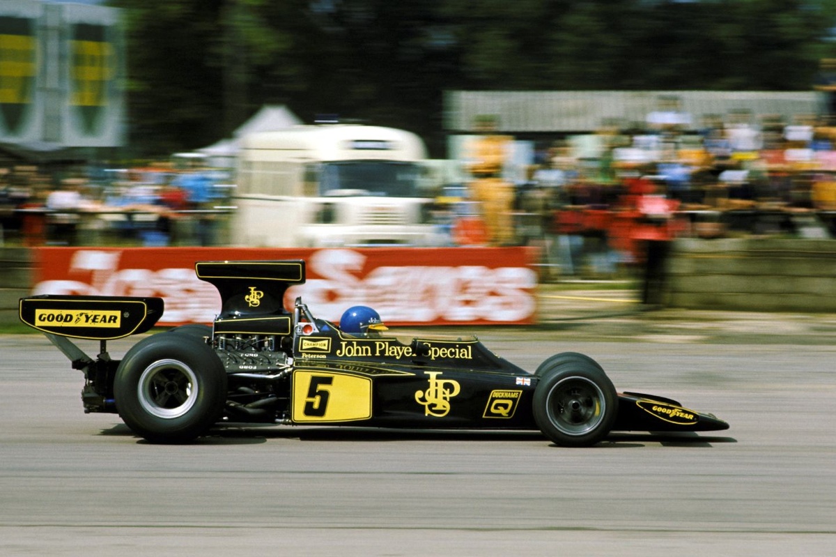 Top 10 best-looking F1 cars of all time