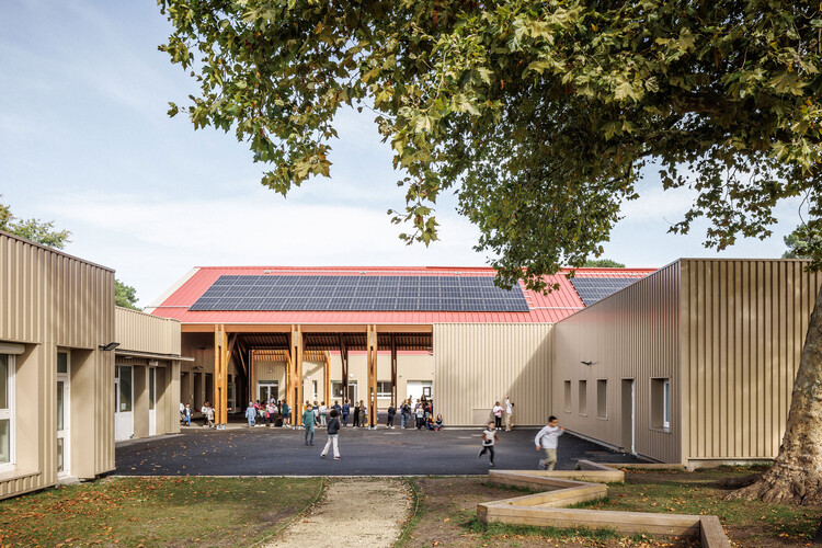 School Group Cap de Bos / BPM Architectes - Image 10 of 21