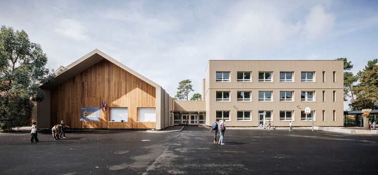 School Group Cap de Bos / BPM Architectes - Image 6 of 21