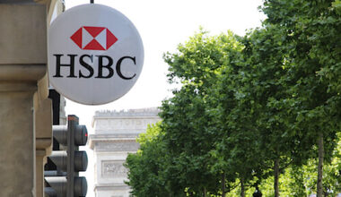 HSBC to Trim Jobs in France