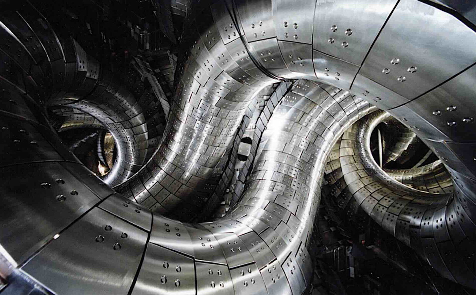 magnetic confinement
