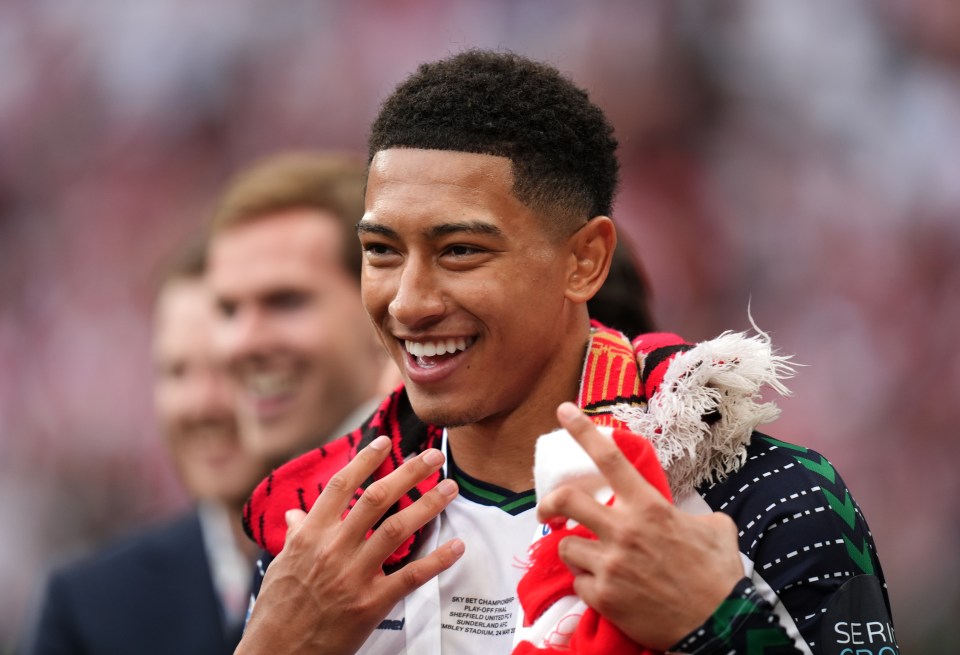 Jobe Bellingham celebrates Sunderland's promotion to the Premier League.