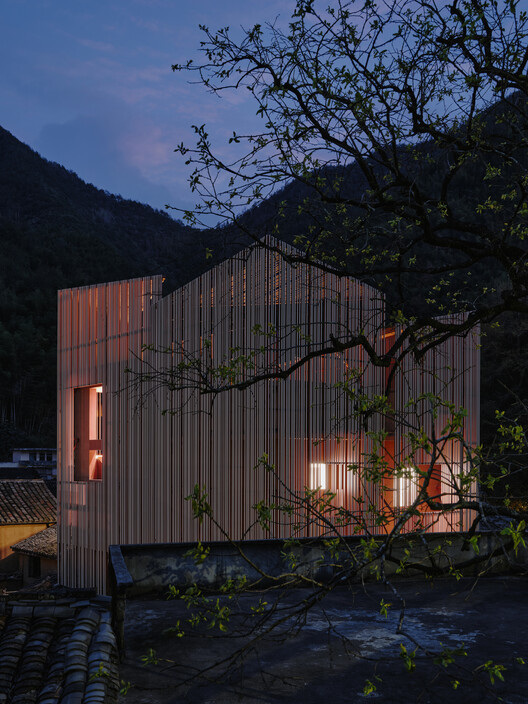 Songzhuang Z Museum / TEAM BLDG - Exterior Photography, Wood