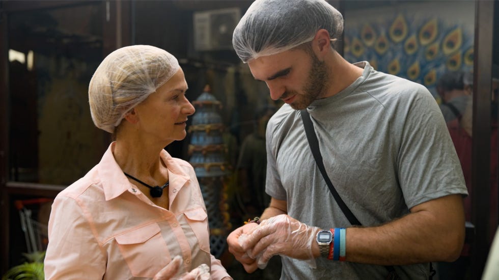 race across the world, tom, caroline