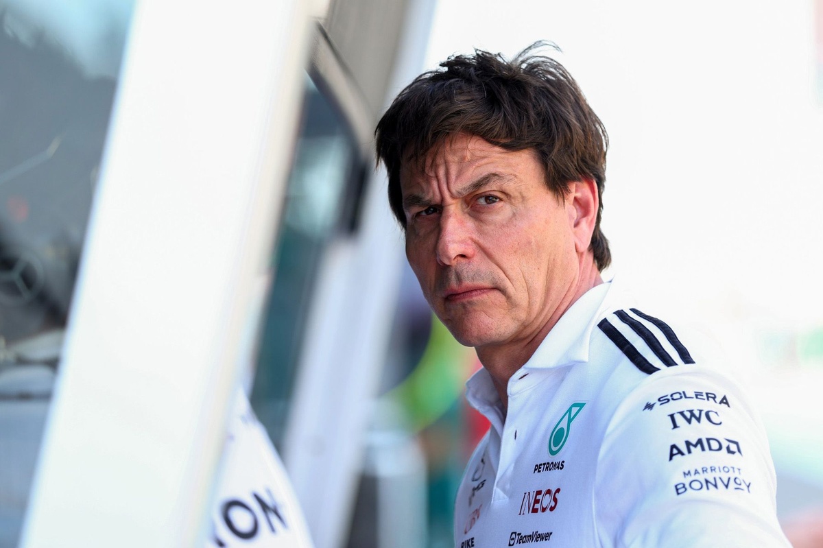 Wolff reveals "I'm sorry" text from Vowles as Williams adds to Mercedes woes in Monaco