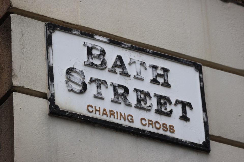 Bath Street, Charing Cross street sign.