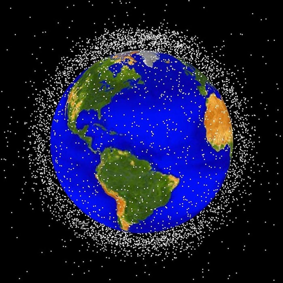 \u200bSpace debris map in Earth's low orbit