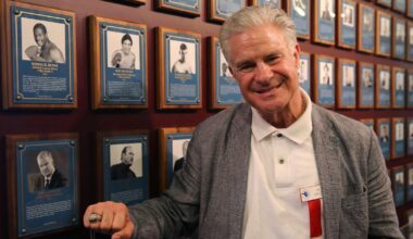 How Jim Lampley fell in love with boxing and became its voice