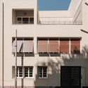 XT97 Modernist Housing / Lara Vartzioti - Exterior Photography, Balcony