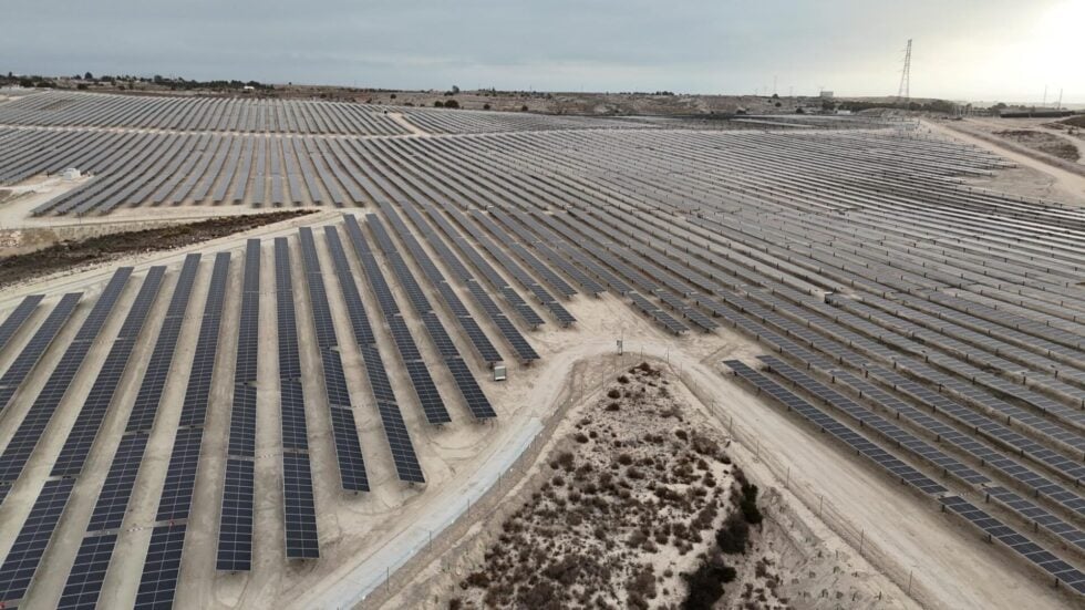 The six projects, grouped into the Belinchón and Brazatortas clusters, are expected to be operational in the second quarter of 2026.
