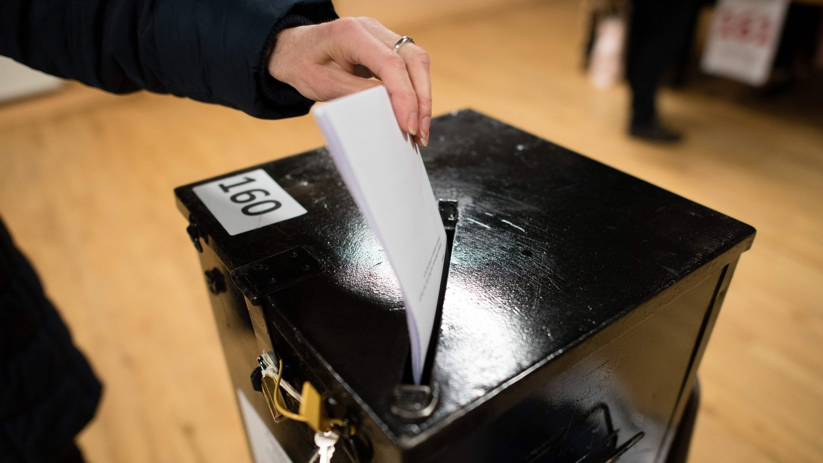 Sinn Féin tables motion on NI presidential voting rights