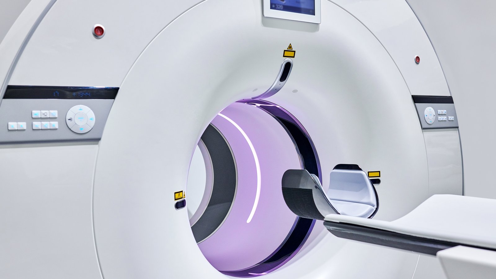 Calls for guaranteed employment for new radiographers