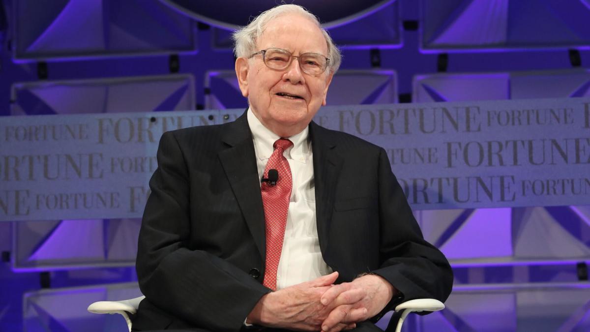 Scared of a Market Crash? Warren Buffett Says That’s Your Cue To Get Greedy
