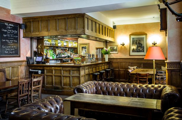 Foxhunter bar, The Angel Hotel, Abergavenny