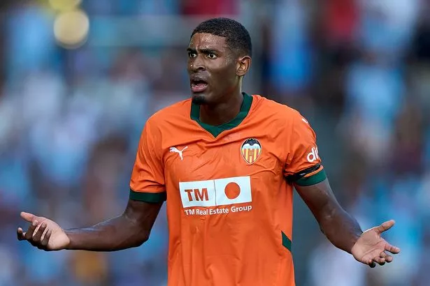 VIGO, SPAIN - AUGUST 23:  Cristhian Mosquera of Valencia CF reacts during the La Liga EA Sports match between RC Celta de Vigo and Valencia CF at Estadio Abanca Balaidos on August 23, 2024 in Vigo, Spain. (Photo by Jose Manuel Alvarez/Quality Sport Images/Getty Images)