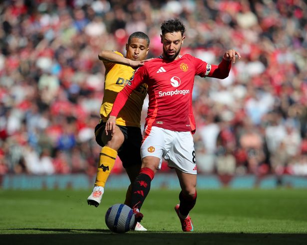 Bruno Fernandes in action for Manchester United against Wolves at Old Trafford.