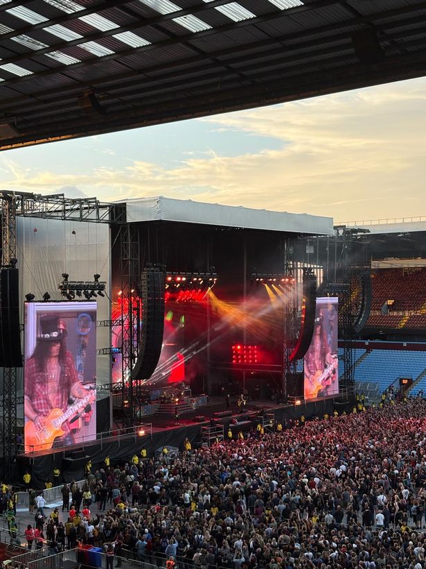 Guns N' Roses at Villa Park