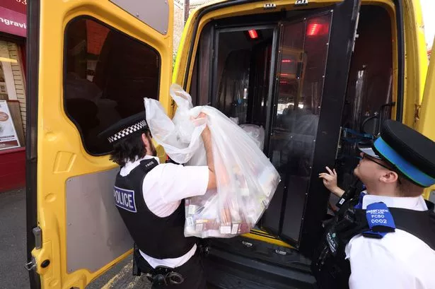 Merseyside Police seize illegal vapes from an Old Swan shop