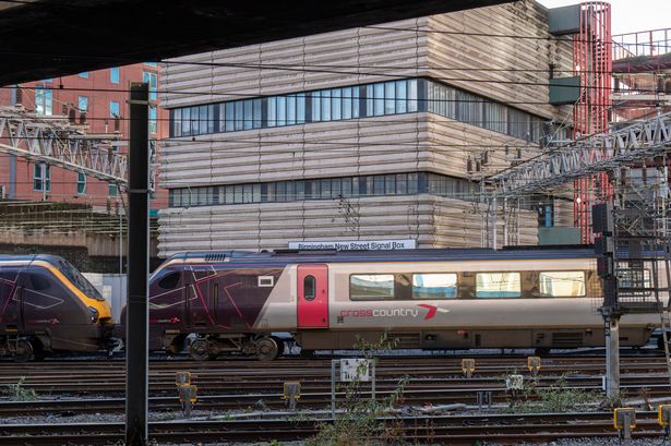 A CrossCountry train at Birmingham New Street 
