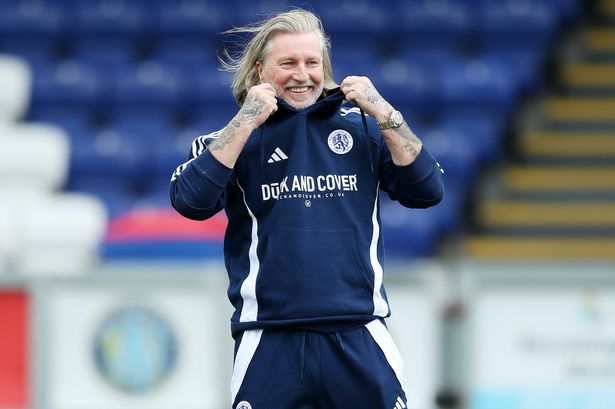  Robbie Savage, Manager of Macclesfield