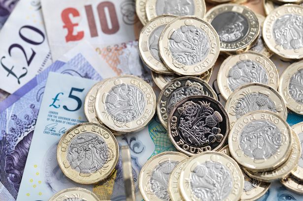 Households can apply for the £200 payments once applications reopen