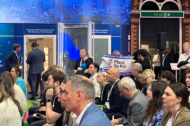 Shaw tenants tried to get their voices heard at a huge housing conference in central Manchester. 