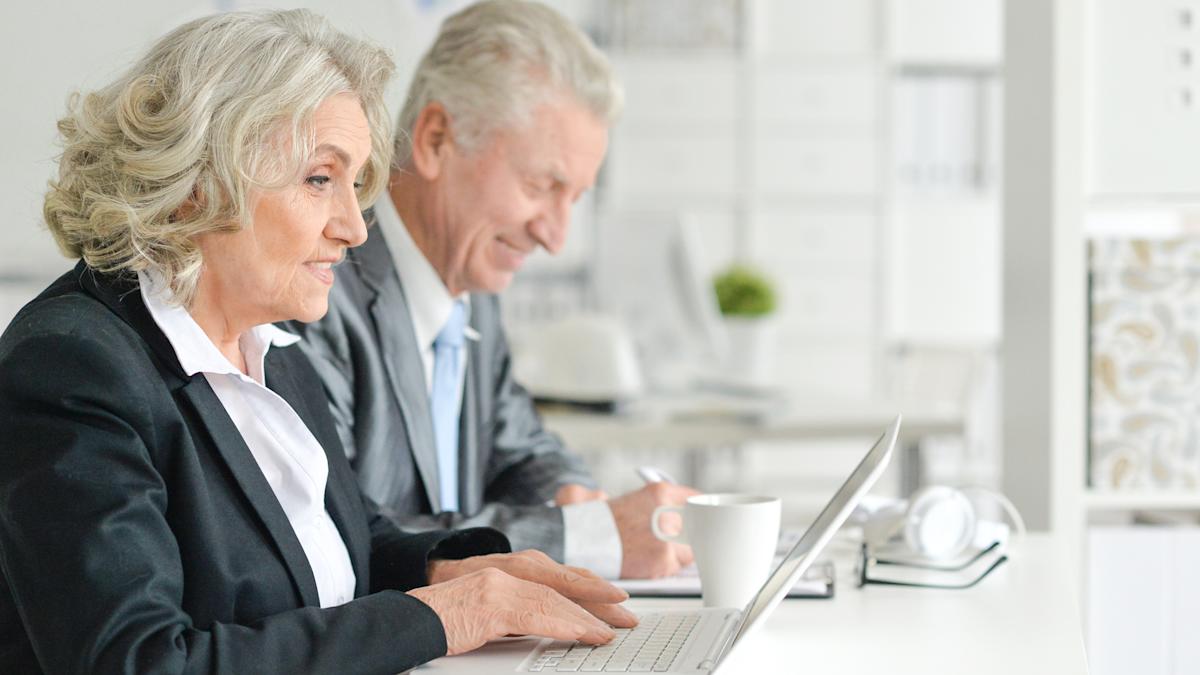 Retiring in 2026? 6 Reasons You Should Delay Those Plans