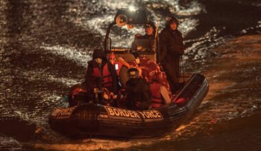 France plans to stop more UK-bound migrant boats at sea – POLITICO