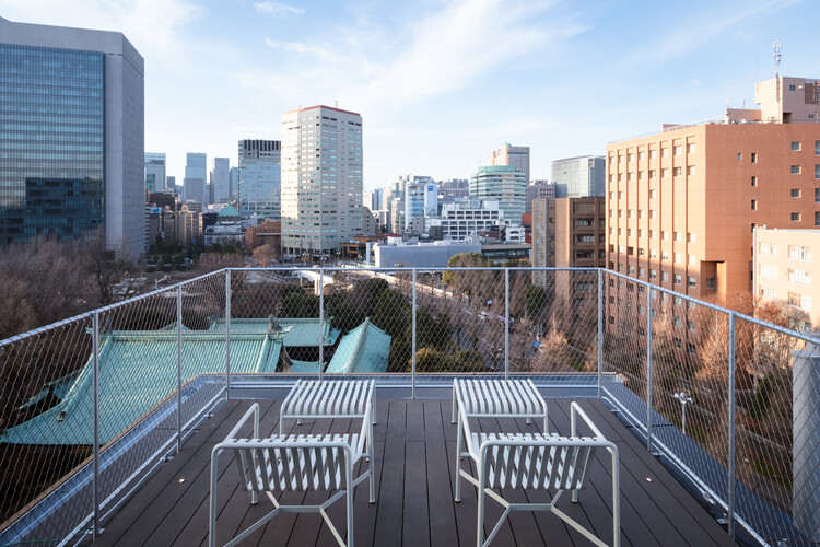 Yushima Building / Tenhachi Architect & Interior Design  - Exterior Photography, Cityscape, Balcony, Deck