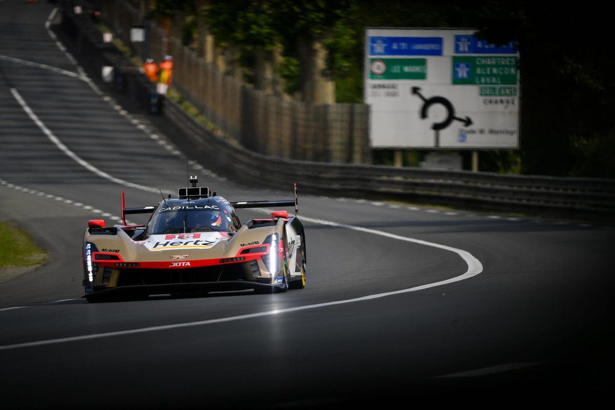 Cadillac pips BMW to top first qualifying, #6 Porsche is disqualified