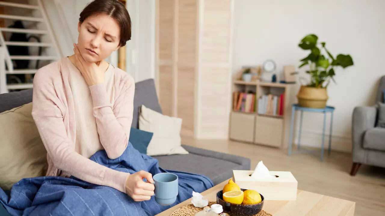 5 homemade teas that help heal a sore throat