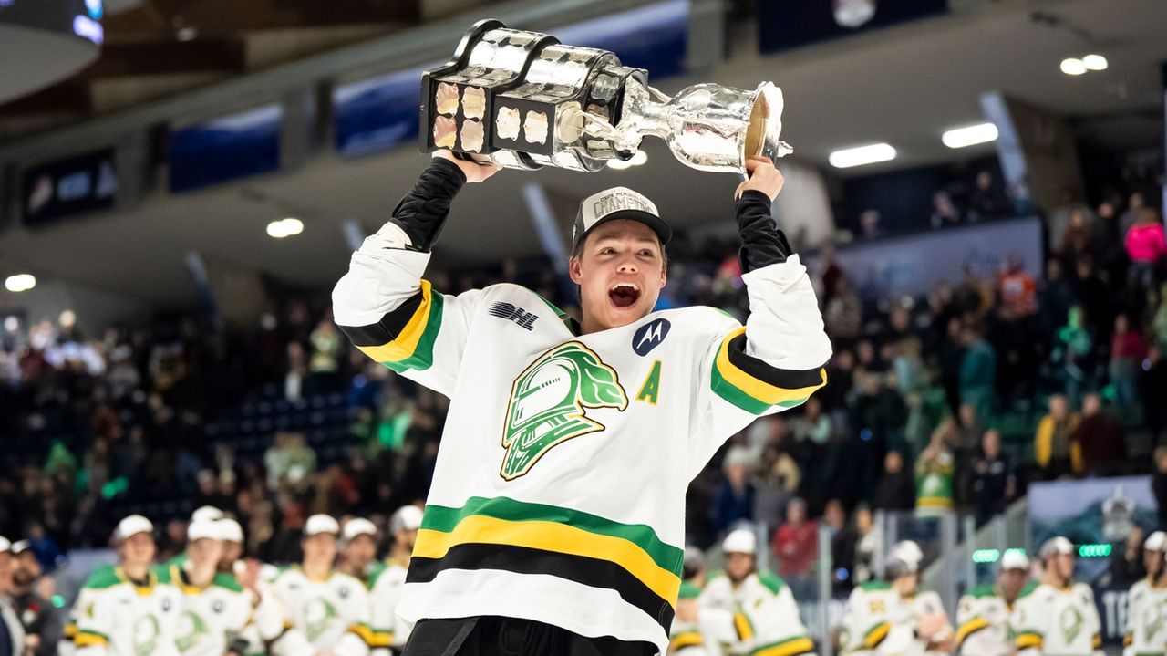 London Knights beat Medicine Hat Tigers 4-1 for 3rd Memorial Cup title
