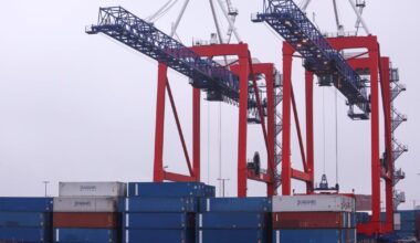 Brussels resists pressure from EU capitals to shield exports in US trade fight  – POLITICO