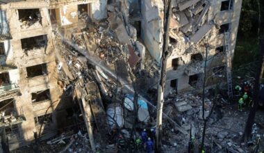 Russia hits Kyiv with huge attack while condemning US strikes on Iran – POLITICO