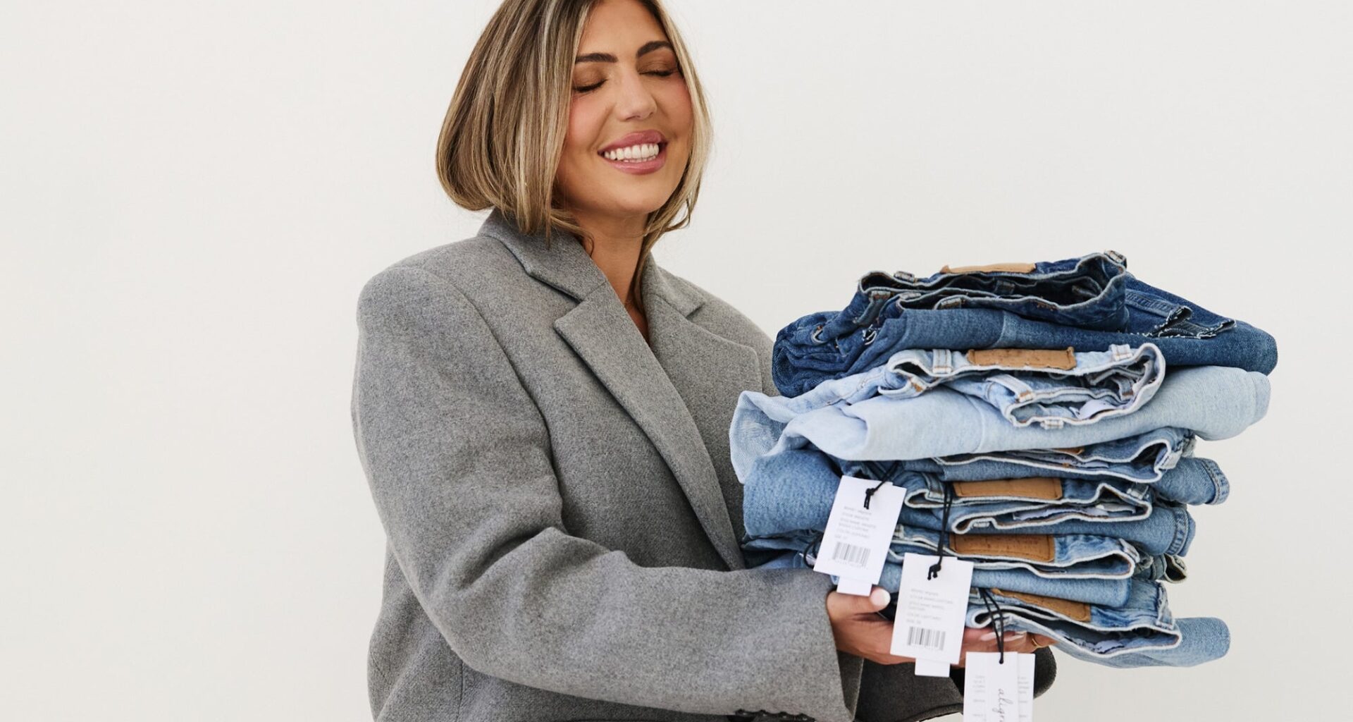 Her Dorm Room Side Hustle Led to $60,000 in Sales Overnight — Then Over $1 Million.