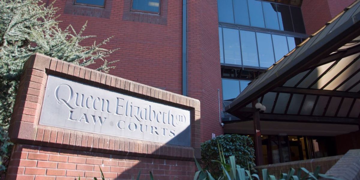 Birmingham news: Fraudster mum jailed after stealing £166,000 despite living in £1 MILLION home