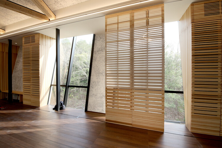 E-Isolations Testing and Research Facility / TAISEI DESIGN Planners Architects & Engineers - Interior Photography, Wood, Glass