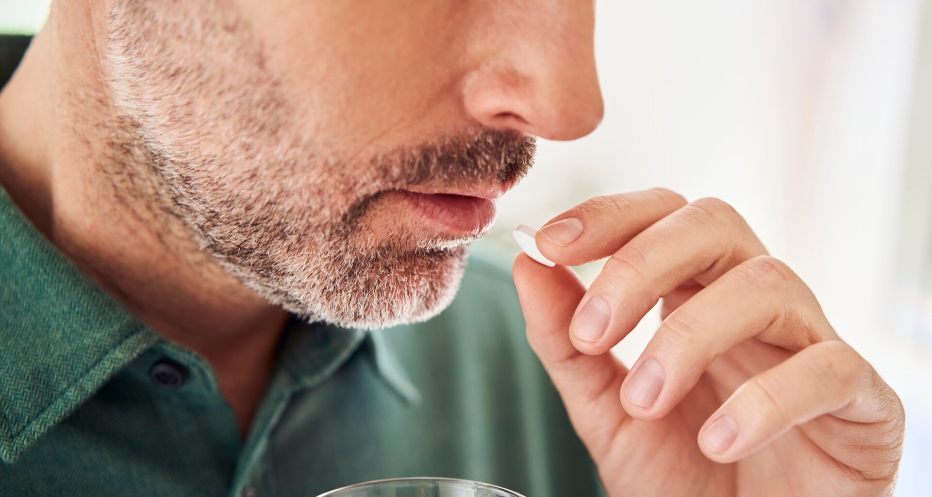Common prescription drug prevents heart attack and stroke WITHOUT deadly risk, scientists discover