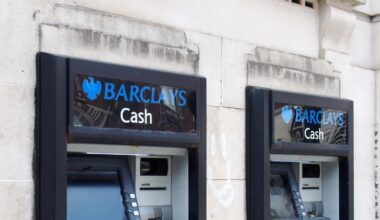 Consumer confidence has not recovered since Brexit vote, says Barclays