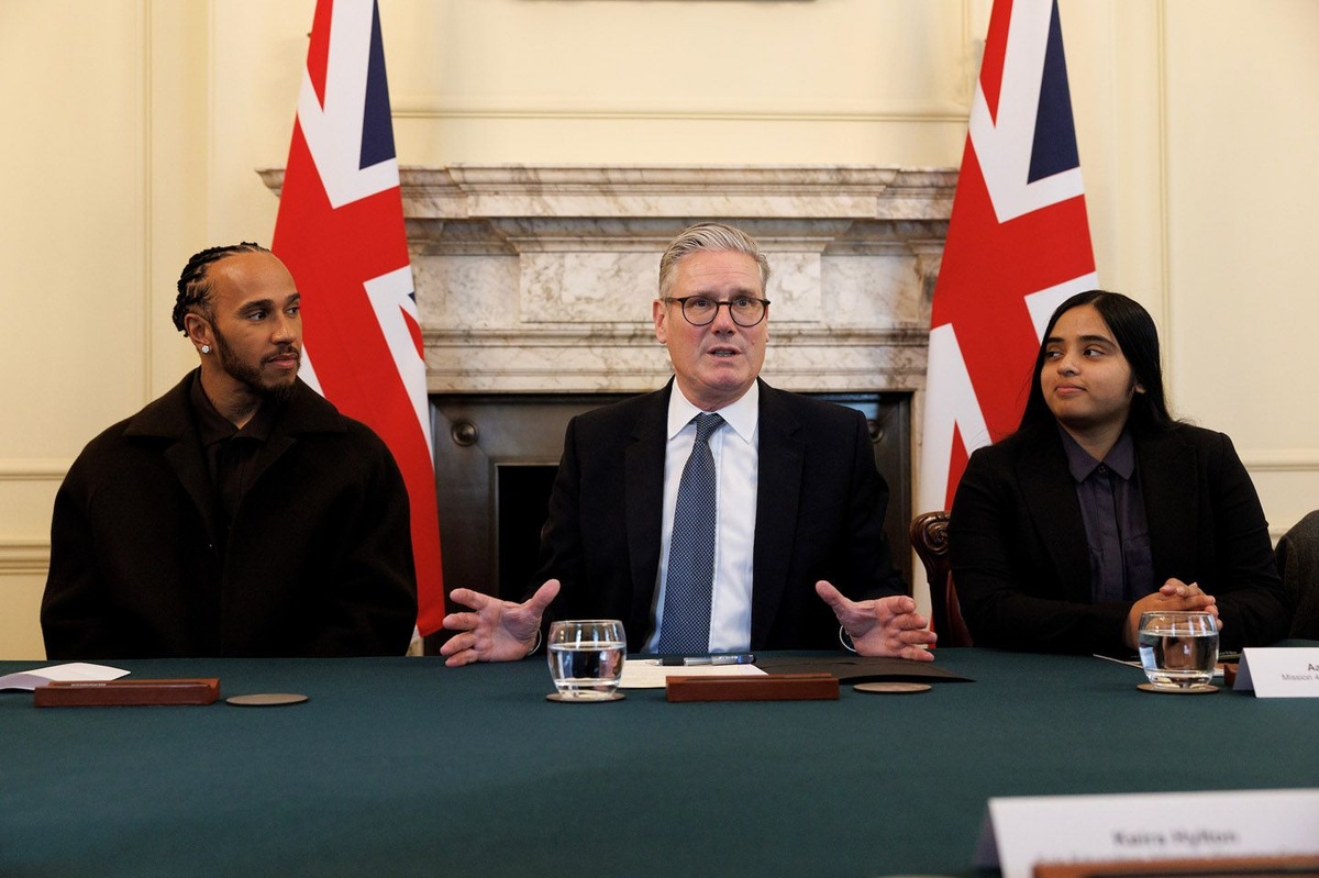 Lewis Hamilton meets Keir Starmer to drive education reform