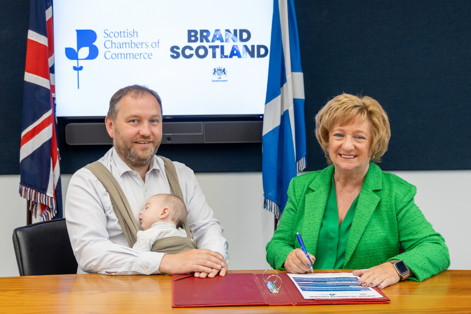 Brand Scotland - UK Government signs agreement with Scottish Chambers of Commerce